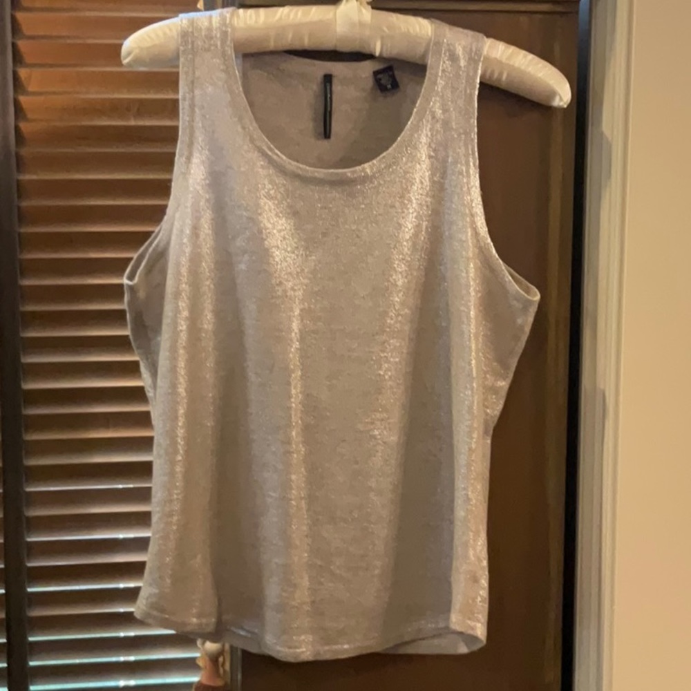 Silver tank by ISADA&CO. Size M.  Great piece